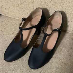 Bloch Black Heels Timeless T-Strap Design